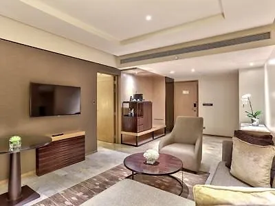 Doubletree By Hilton Sukhumvit 5*