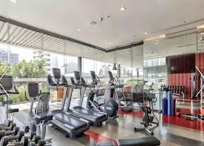 Отель Doubletree By Hilton Sukhumvit Бангкок