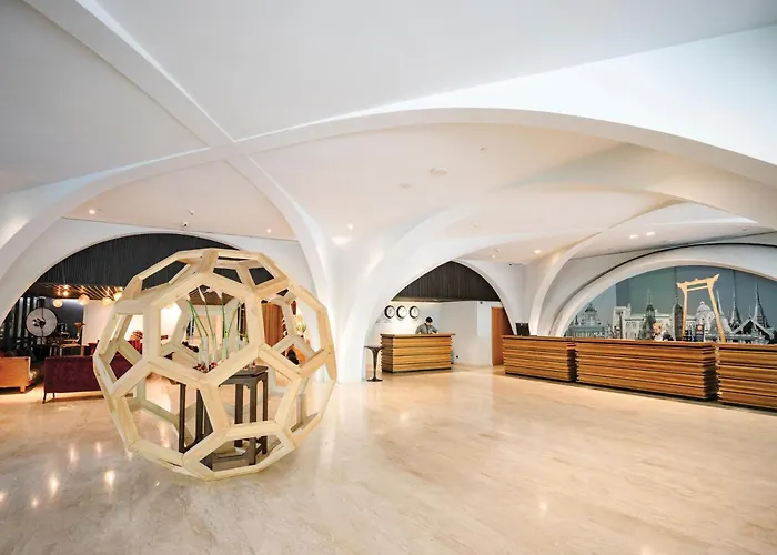 Doubletree By Hilton Sukhumvit Отель 5*