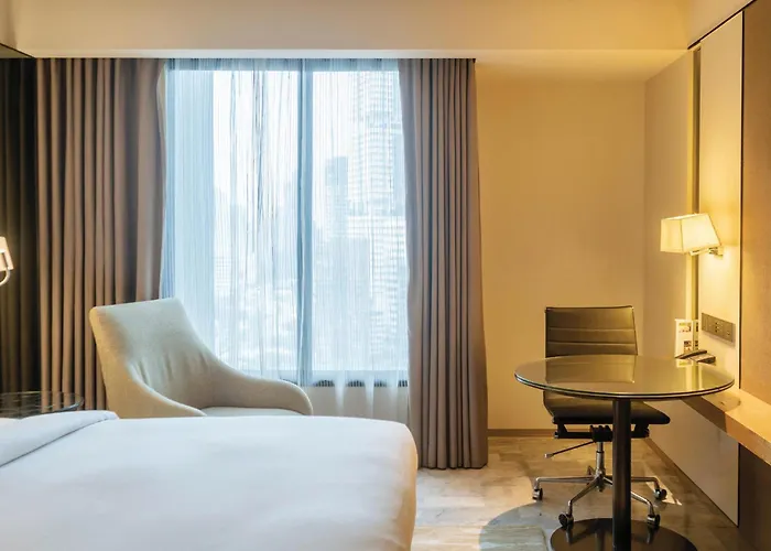 Doubletree By Hilton Sukhumvit Отель 5*