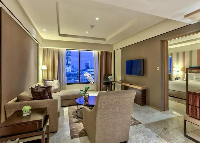 Отель Doubletree By Hilton Sukhumvit Бангкок