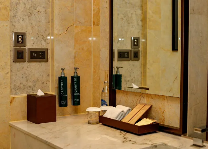Doubletree By Hilton Sukhumvit 5* Бангкок
