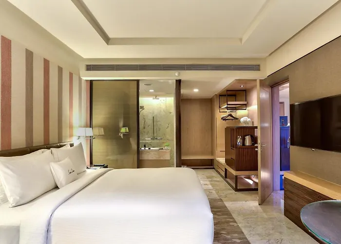 Отель Doubletree By Hilton Sukhumvit