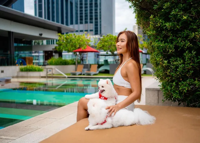 Отель Doubletree By Hilton Sukhumvit 5*