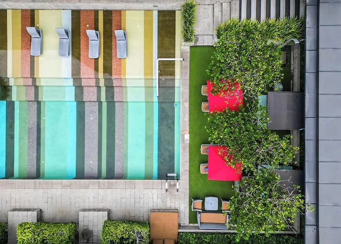 Hotel Doubletree By Hilton Sukhumvit 5*