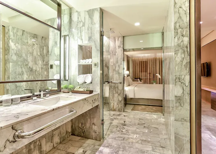 Doubletree By Hilton Sukhumvit 5*